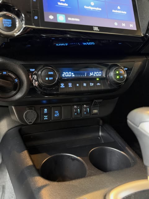 TOYOTA HILUX SRX PLUS - Imagem 9