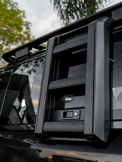 LAND ROVER DEFENDER 90 SE - Imagem 11