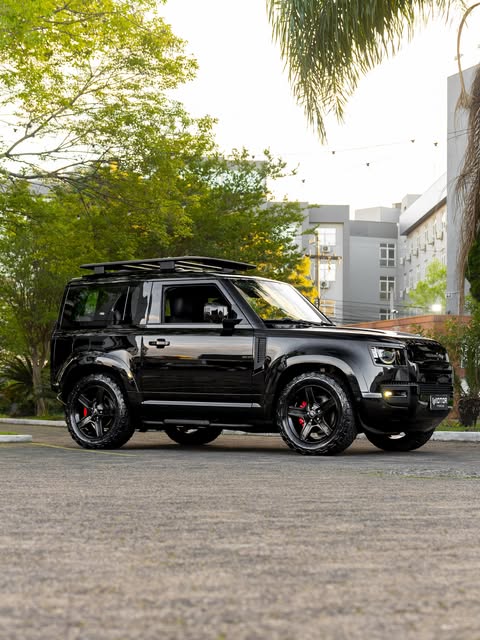 LAND ROVER DEFENDER 90 SE - Imagem 3