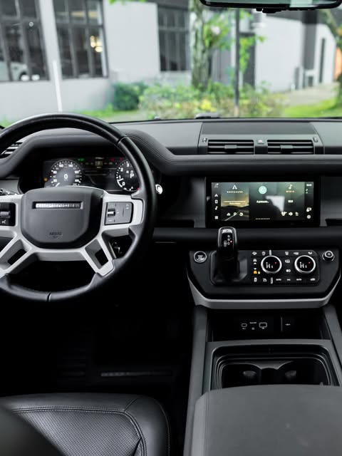 LAND ROVER DEFENDER 90 SE - Imagem 9
