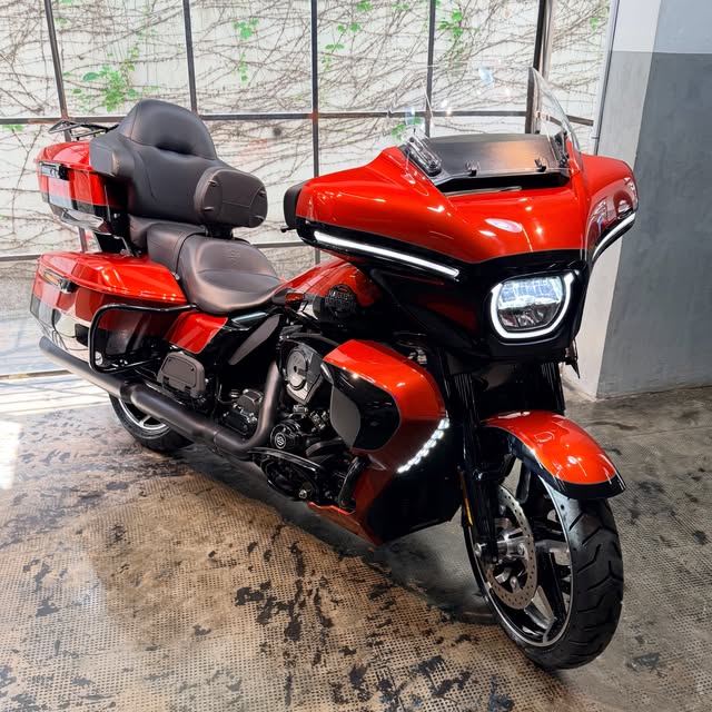 HARLEY-DAVIDSON STREET GLIDE ULTRA - Imagem 1