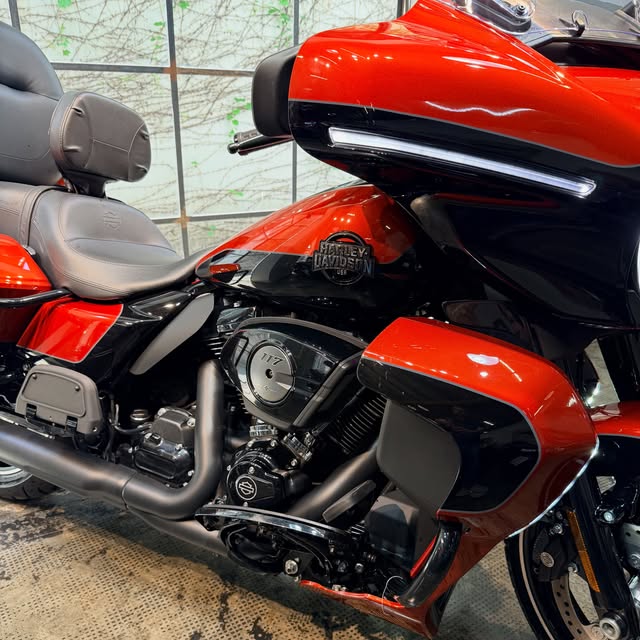 HARLEY-DAVIDSON STREET GLIDE ULTRA - Imagem 4