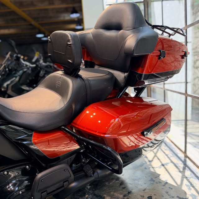 HARLEY-DAVIDSON STREET GLIDE ULTRA - Imagem 9