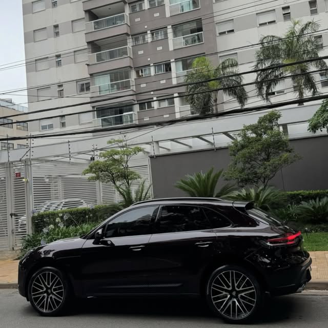 PORSCHE MACAN 2.0 TURBO - Imagem 17