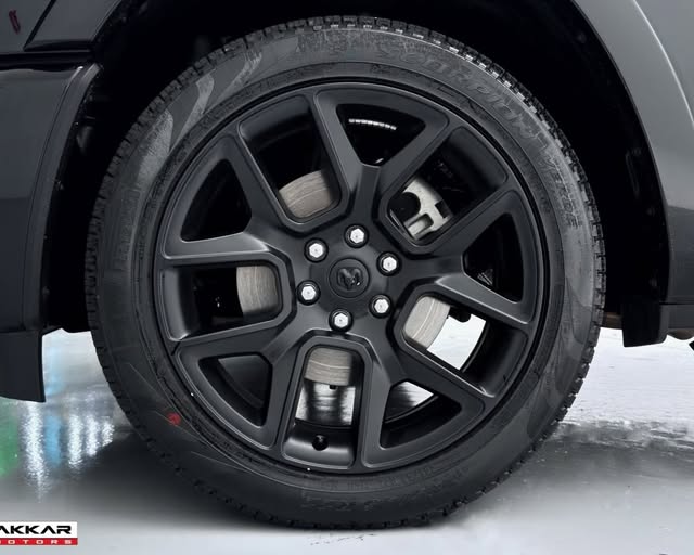 RAM 1500 LARAMIE NIGHT EDITION - Imagem 5
