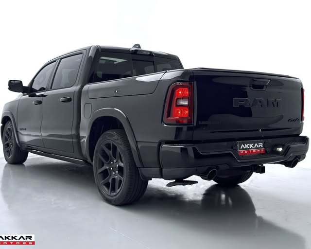 RAM 1500 LARAMIE NIGHT EDITION - Imagem 6