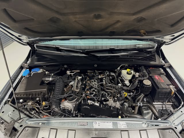 VOLKSWAGEN AMAROK HIGHLINE - Imagem 7