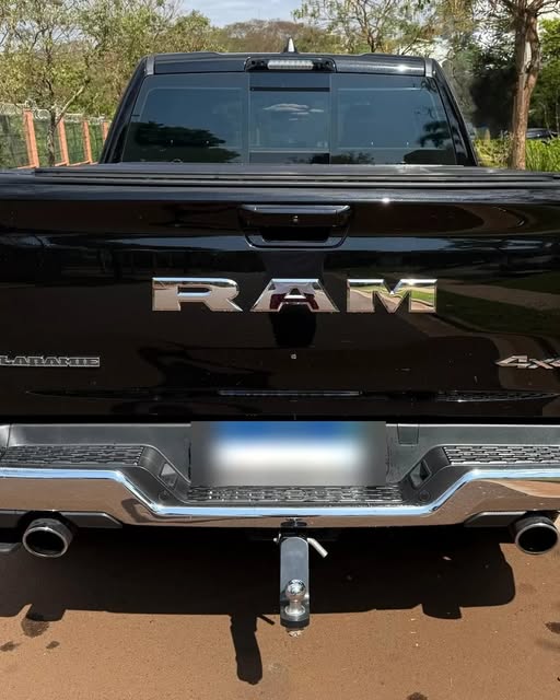 RAM 1500 LARAMIE - Imagem 4