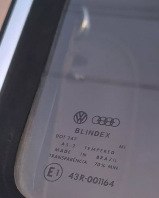 VOLKSWAGEN VOYAGE LS - Imagem 10