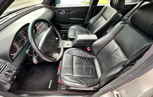 MERCEDES-BENZ C36 AMG - Imagem 8