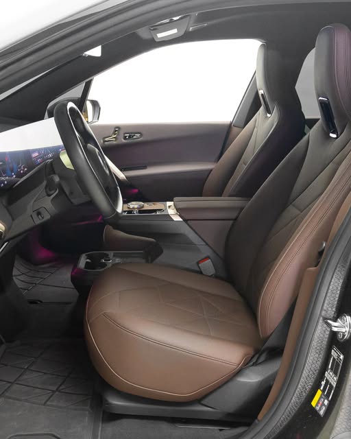 BMW IX XDRIVE50 SPORT - Imagem 4
