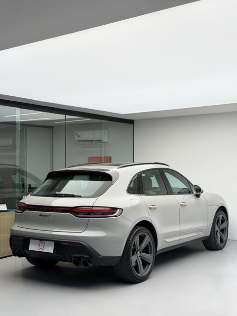 PORSCHE MACAN - Imagem 14