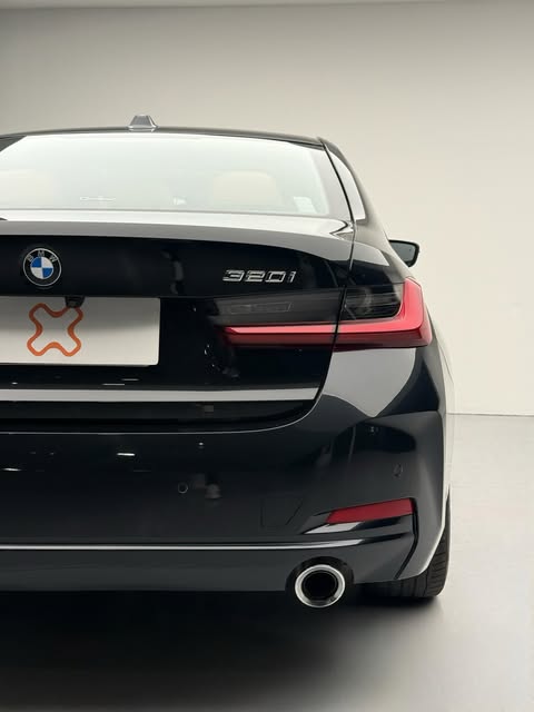 BMW 320I GP SPORT - Imagem 12