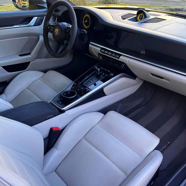 PORSCHE 911 TURBO - Imagem 2