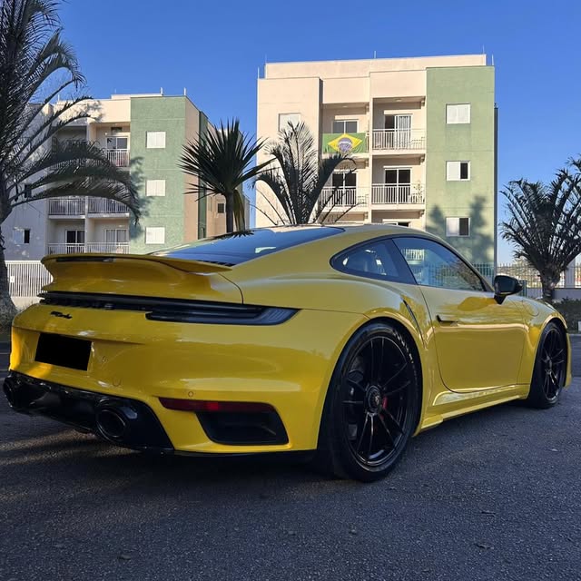 PORSCHE 911 TURBO - Imagem 7