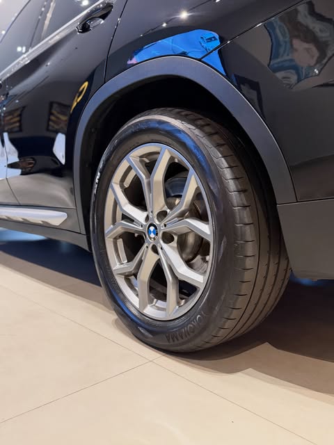 BMW X3 XLINE - Imagem 14