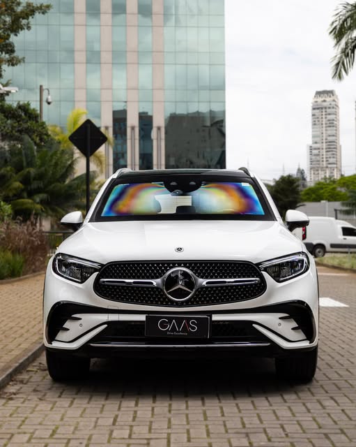 MERCEDES-BENZ GLC - Imagem 2