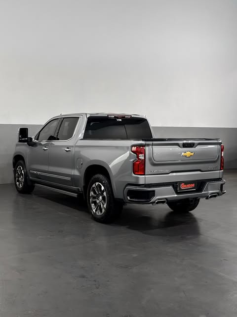 CHEVROLET SILVERADO HIGH COUNTRY - Imagem 5