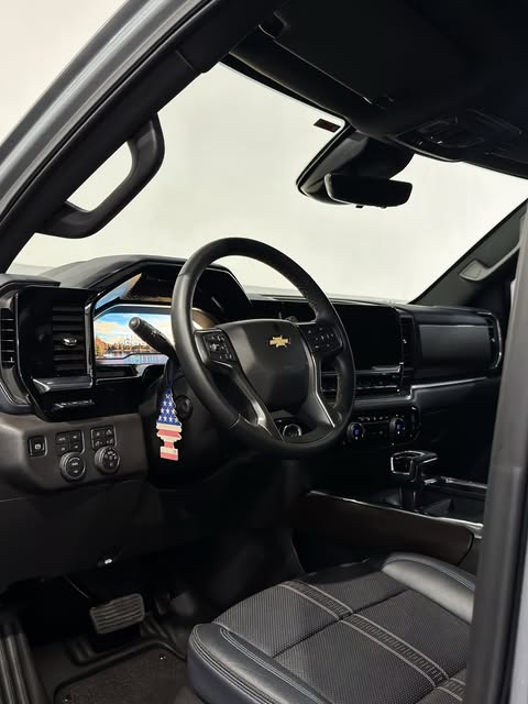 CHEVROLET SILVERADO HIGH COUNTRY - Imagem 7