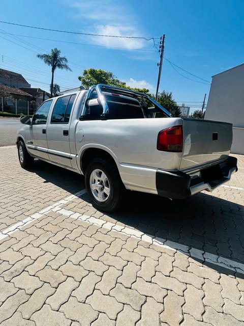 CHEVROLET S10 DELUXE EXECUTIVE - Imagem 4