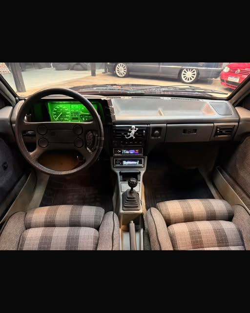 VOLKSWAGEN GOL GTS - Imagem 3