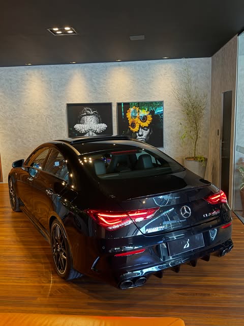 MERCEDES-BENZ CLA 45S AMG - Imagem 18