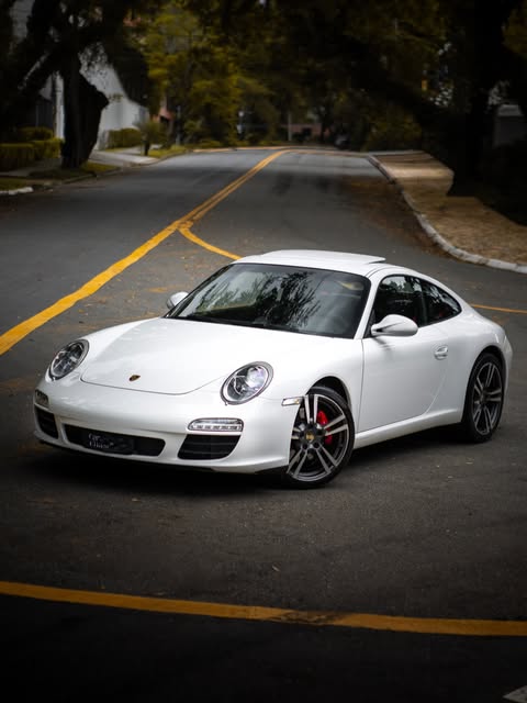 PORSCHE 911 CARRERA - Imagem 1