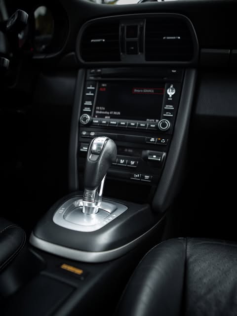 PORSCHE 911 CARRERA - Imagem 14