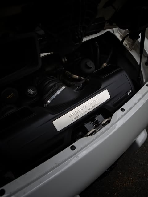 PORSCHE 911 CARRERA - Imagem 17