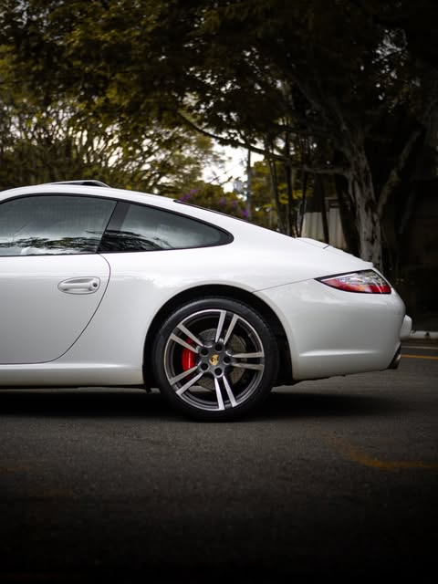 PORSCHE 911 CARRERA - Imagem 3