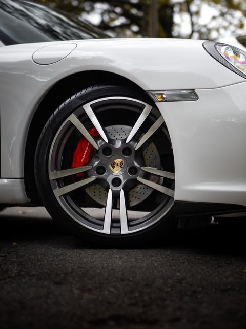 PORSCHE 911 CARRERA - Imagem 4