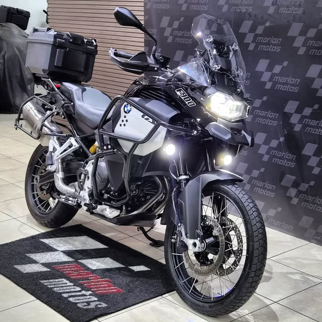 BMW GSA ADVENTURE 900 TRIPLE BLACK - Imagem 5
