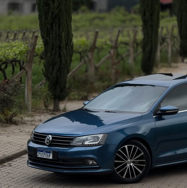 VOLKSWAGEN JETTA 2.0 TSI - Imagem 2