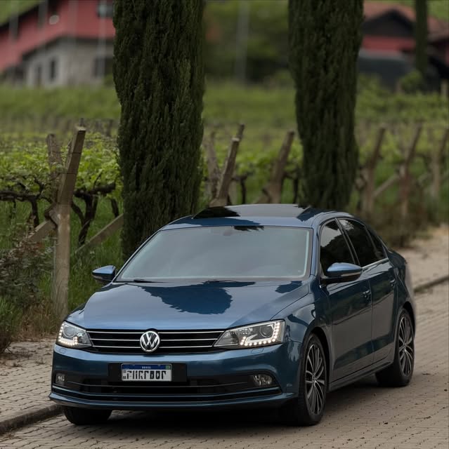 VOLKSWAGEN JETTA 2.0 TSI - Imagem 14