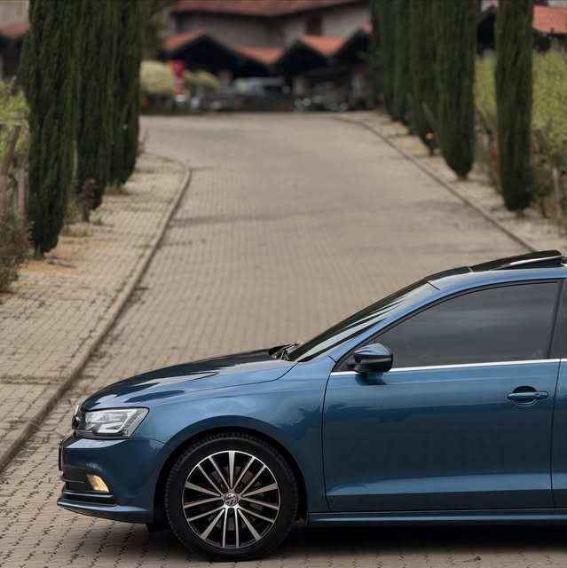 VOLKSWAGEN JETTA 2.0 TSI - Imagem 3