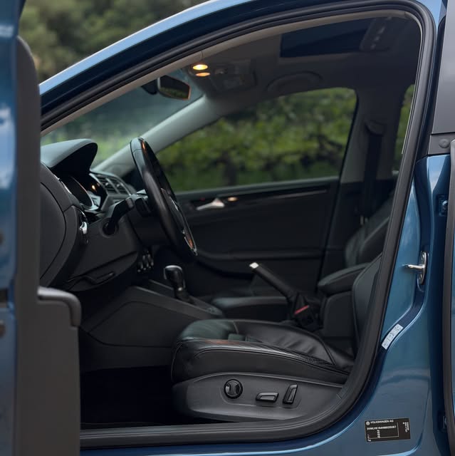 VOLKSWAGEN JETTA 2.0 TSI - Imagem 6