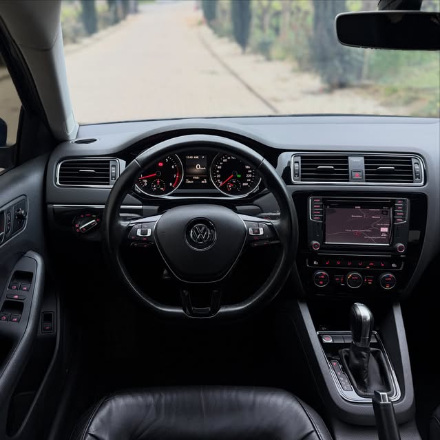 VOLKSWAGEN JETTA 2.0 TSI - Imagem 7