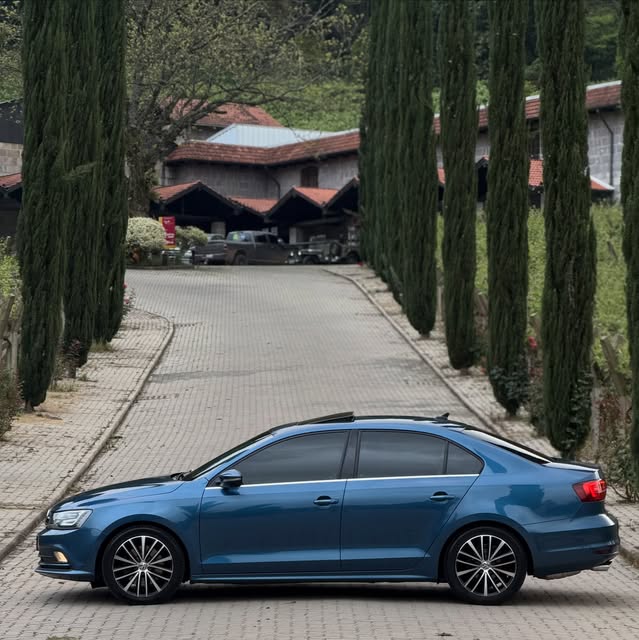 VOLKSWAGEN JETTA 2.0 TSI - Imagem 10