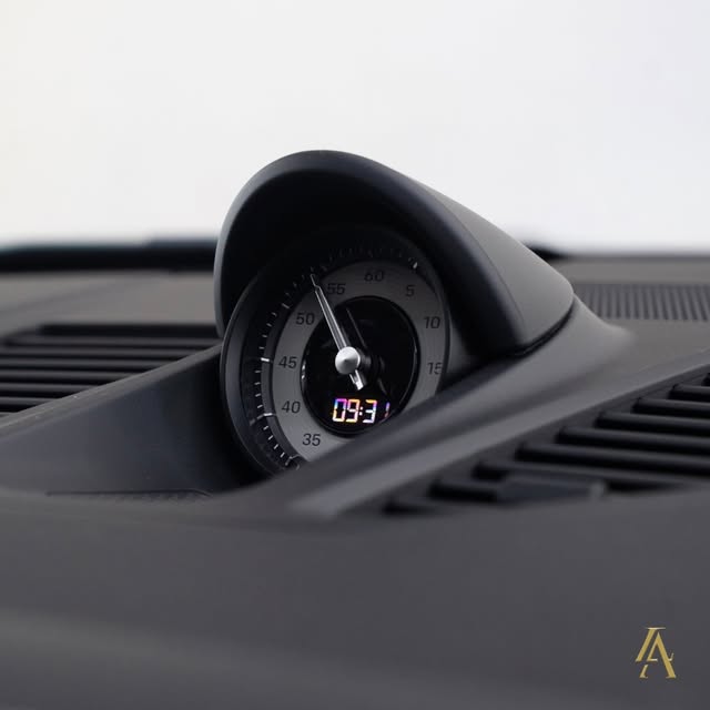 PORSCHE 911 CARRERA 4 GTS - Imagem 15