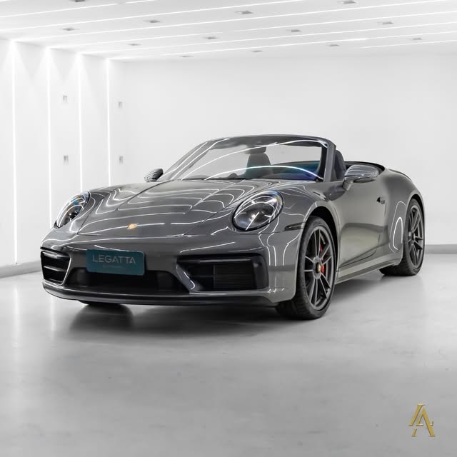 PORSCHE 911 CARRERA 4 GTS - Imagem 5