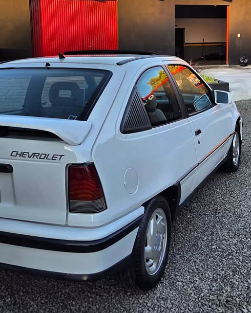 CHEVROLET KADETT GSI - Imagem 3