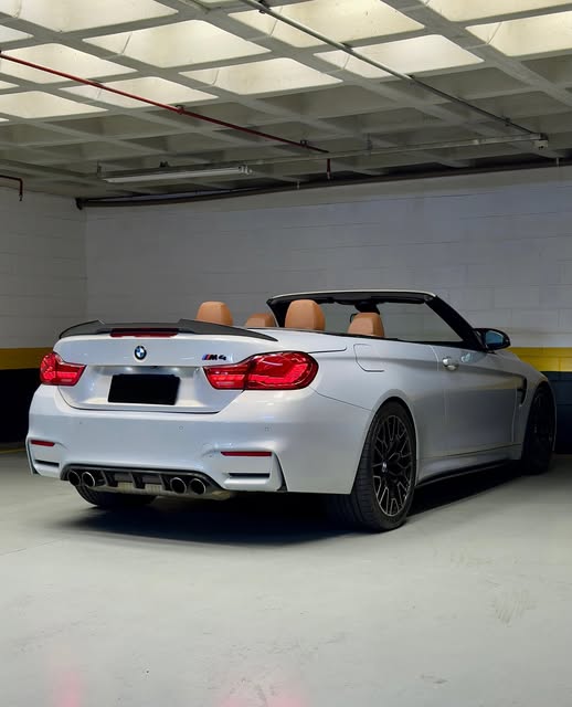 BMW M4 - Imagem 11