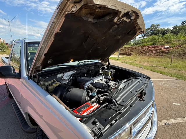 CHEVROLET SILVERADO - Imagem 18
