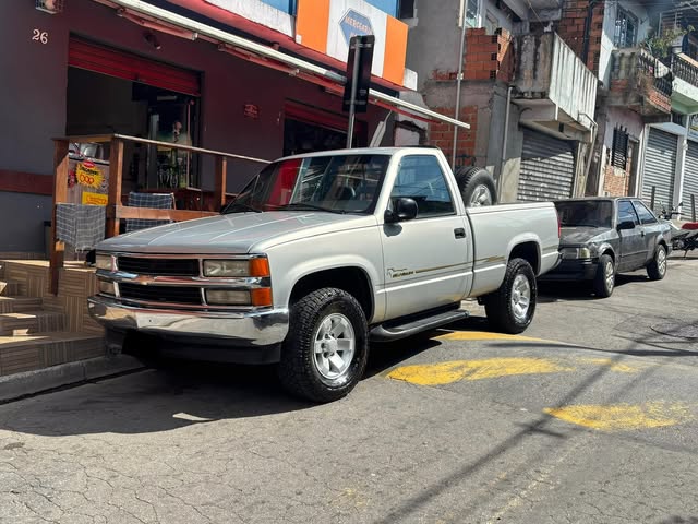 CHEVROLET SILVERADO - Imagem 7