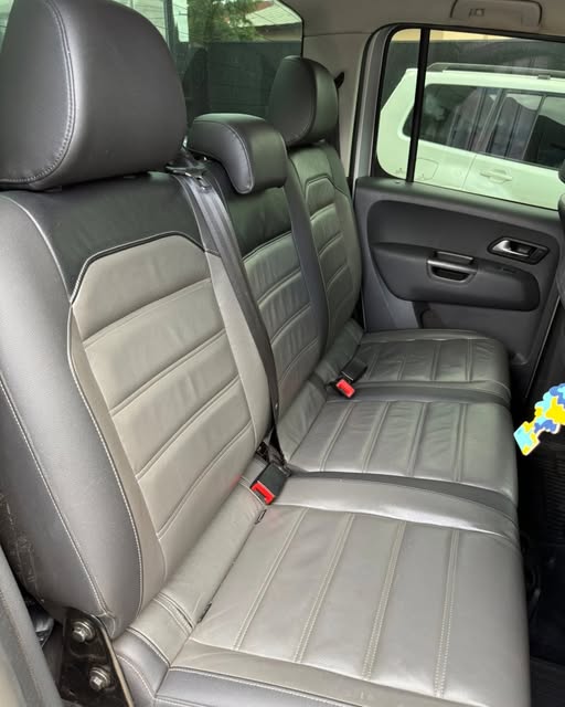 VOLKSWAGEN AMAROK COMFORTLINE 2.0 TURBO DIESEL 4X4 AUTOMÁTICO - Imagem 8