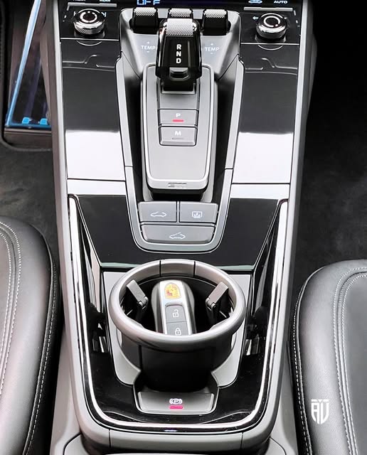PORSCHE 911 CARRERA T - Imagem 13