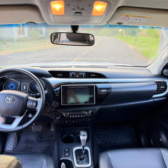 TOYOTA HILUX SRV - Imagem 8