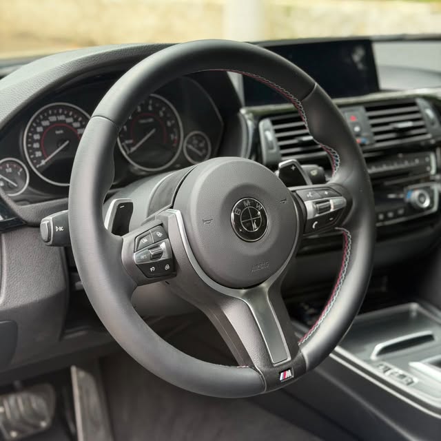 BMW 320I M SPORT - Imagem 8