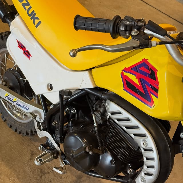 SUZUKI DS 80 - Imagem 6