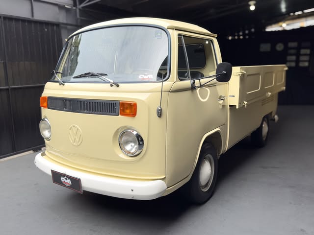 VOLKSWAGEN KOMBI - Imagem 1
